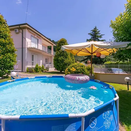 Apartment Lotus With Pool - Happy Massarosa